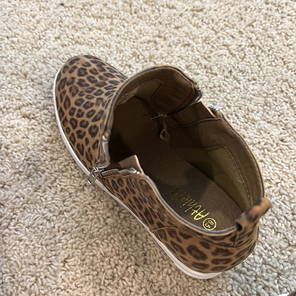 ‼️REMOVING SOON‼️ - Picture 3 of 3